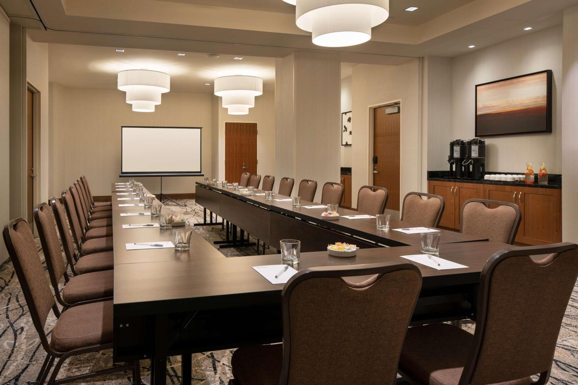 Hilton Garden Inn Long Island City Ню Йорк Екстериор снимка
